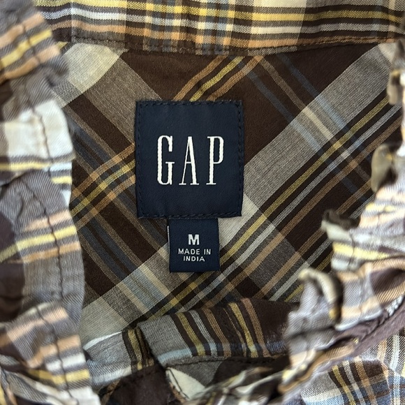 GAP Ruffle Collar Button Down - Picture 3 of 4